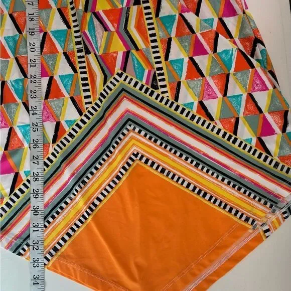 Trina Turk Swim and Spa Collection Cover Up Size Medium - Picture 8 of 10